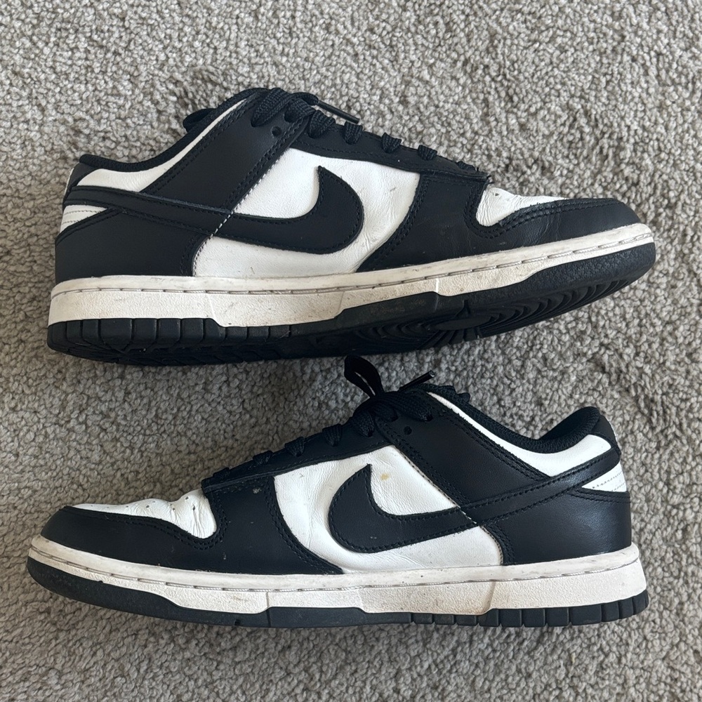 Nike Dunks - Picture 4 of 5